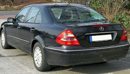 E 4